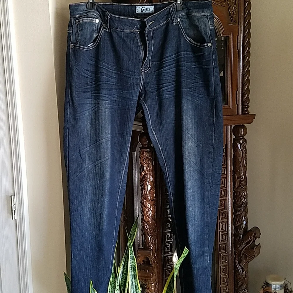 Garty, 0211, Blue Jeans, with embellishments on back pockets, Sz 20 - Picture 2 of 12